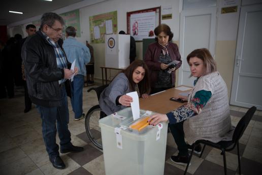 Five people during the elections/